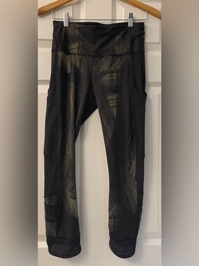 Lululemon leggings - size 6